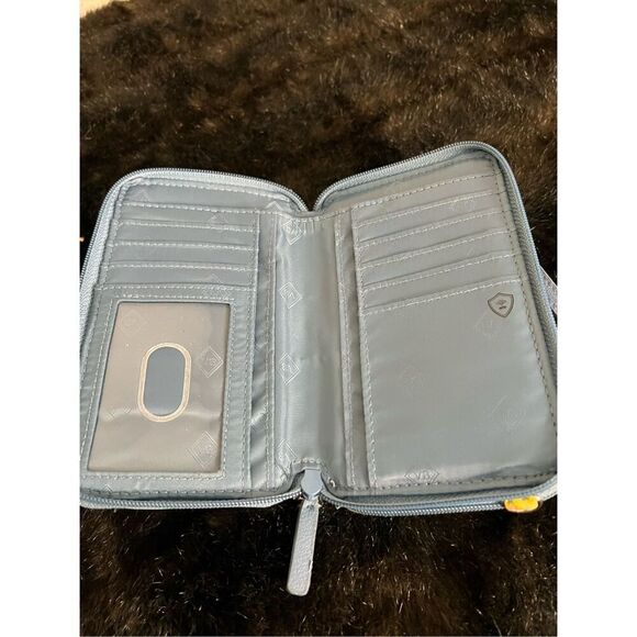 Vera Bradley RFID Riley Compact Wallet Painted Medallions Cotton - Picture 5 of 5